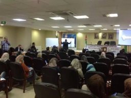 A lecture on Accounting at the Zarqa Chamber of Industry